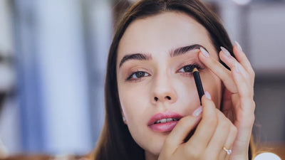 Does Tightlining With Eyeliner Damage Your Eyes?