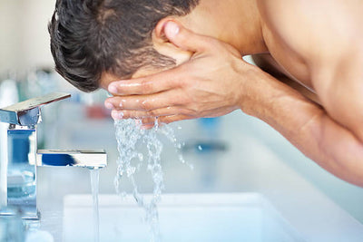 Cold vs. Hot Water for Face Cleansing: Which You Should Use