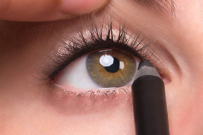 The problem with eyeliner tightlining